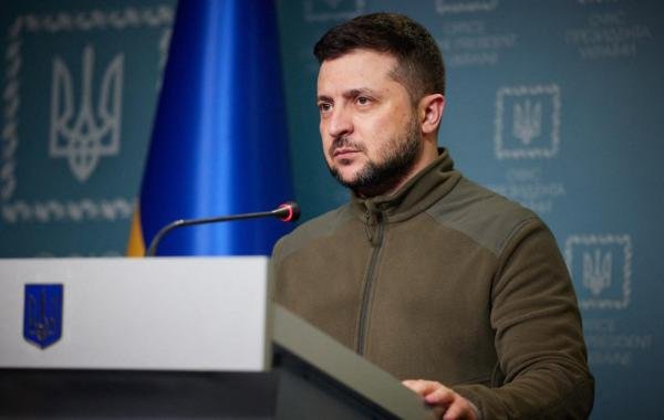 Французские источники сообщают о намерении США приписать причины неудач Зеленского американской политике