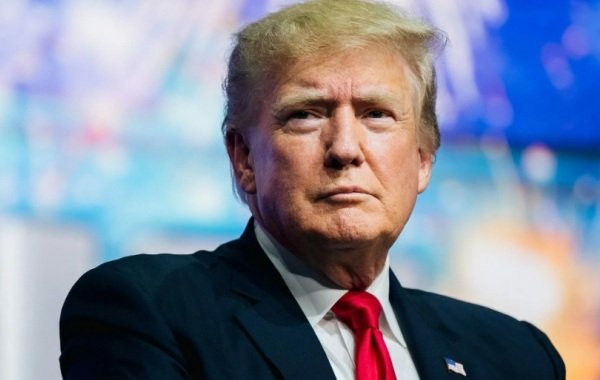 Трамп предлагает байдену устроить десять раундов дебатов