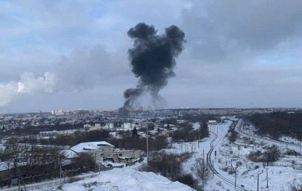 в городе орёл произошли взрывы на нефтебазе в результате нападения украинских дронов