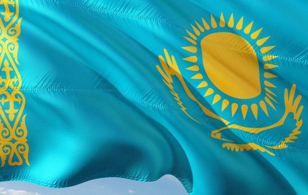 Казахстанские власти рекомендовали гражданам эвакуироваться из Одесской и Харьковской областей