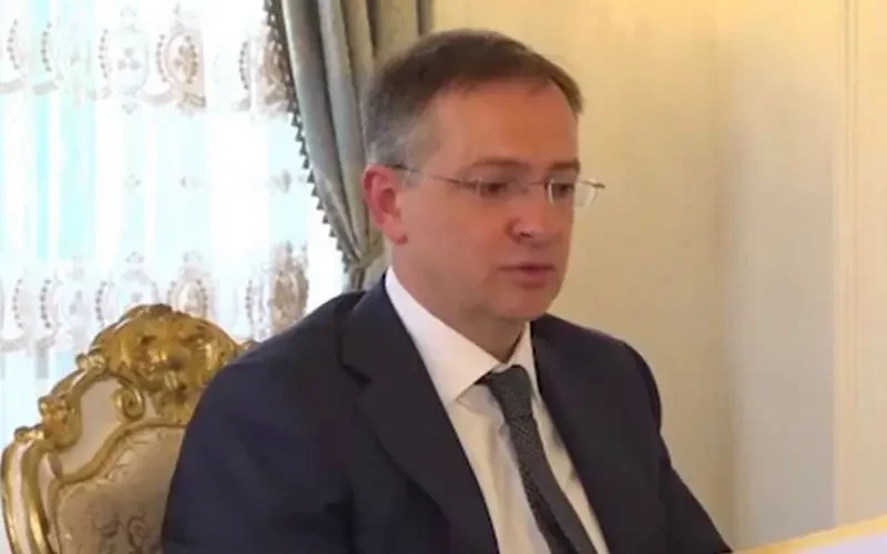 «Война и переговоры ведутся одновременно»: Мединский словами Наполеона ответил тем, кто требовал от России введения «перемирия»