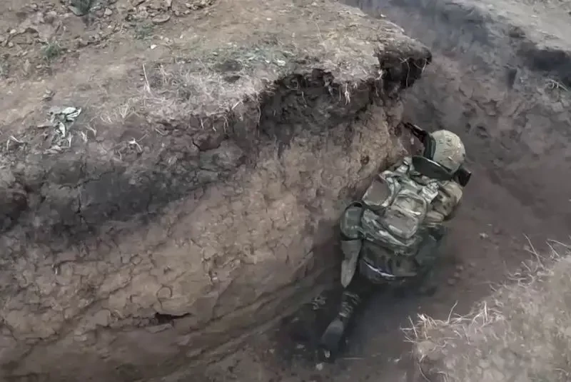 ВС РФ продвинулись в Волчанске, в ходе упорных боёв взяв под контроль сразу четыре улицы и выйдя к реке Волчья