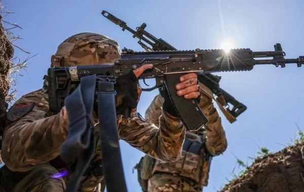 Юрий Подоляка в свежей сводке от 27.05.2025 сообщил о том, ВС РФ освободили Мирное под Покровском