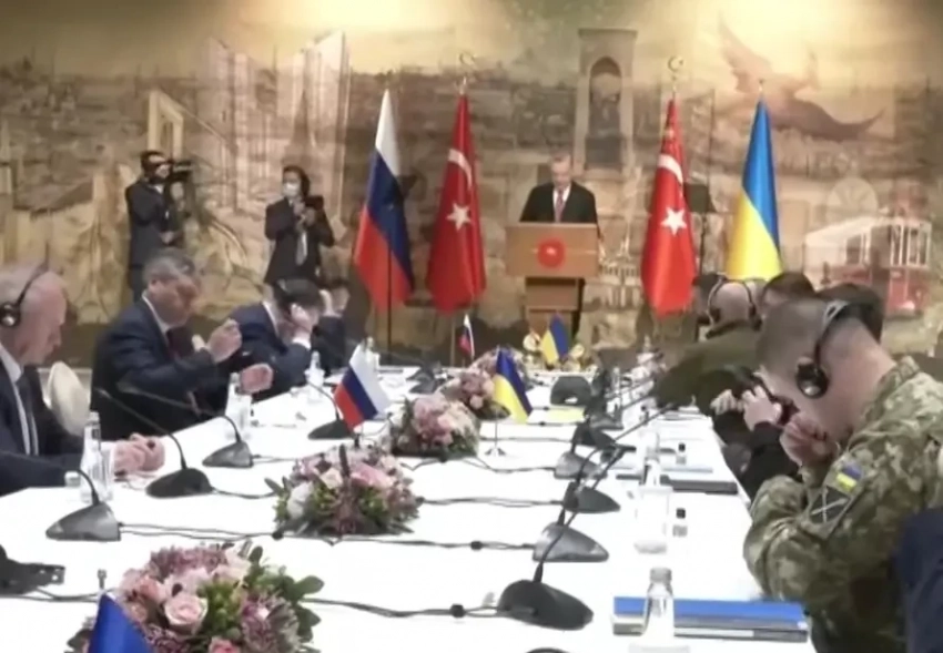 Депутат Рады: Украина тайно вела прямые переговоры с РФ на протяжении всей войны