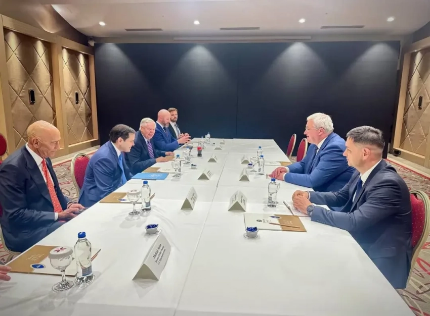 Глава МИД Украины Сибига, входящий в делегацию по переговорам с Россией, в Турции встретился с Рубио и Грэмом