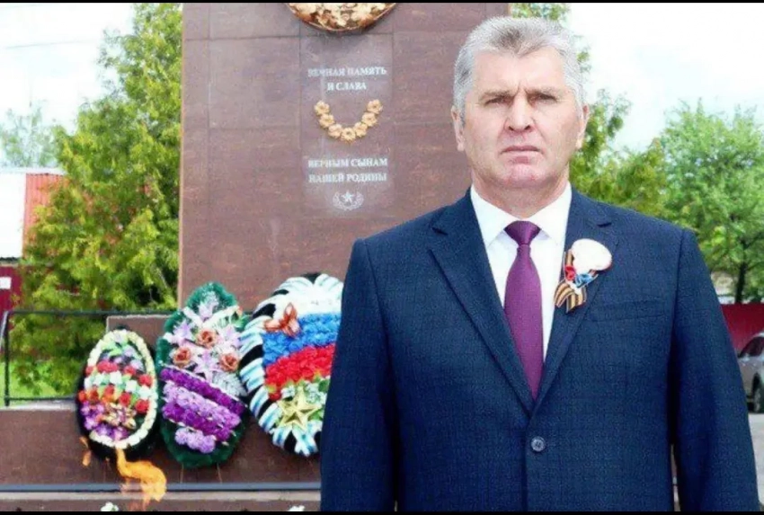 Украинский дрон атаковал машину главы Беловского района Курской области