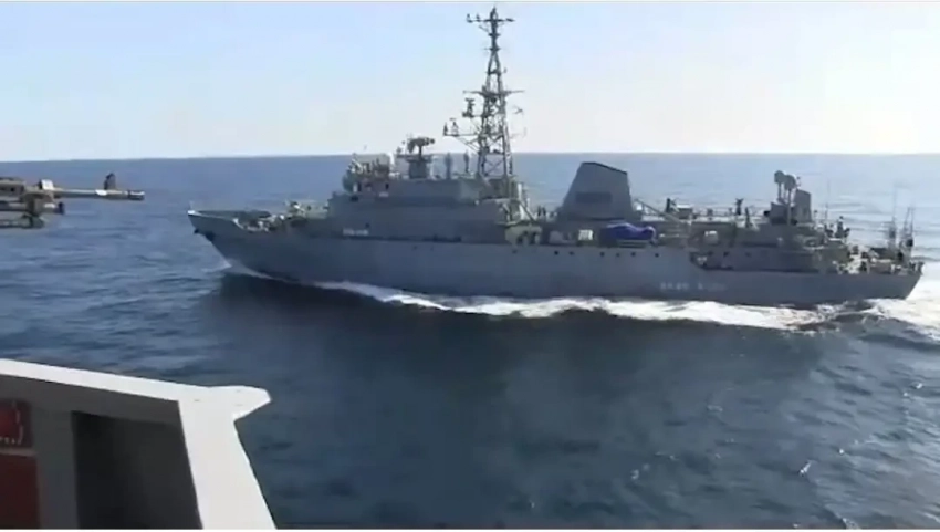 Американское издание: Британский флот пристально следит за российскими кораблями-разведчиками, находящимися в близлежащих водах