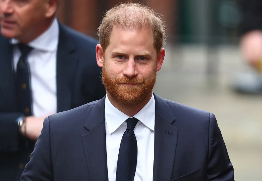 "Они сделали жизнь моей жены невыносимой". Принц Гарри дал показания в Высоком суде Лондона по делу о прослушке