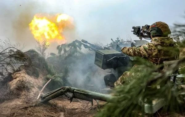 ВС РФ расширили зону контроля на важных направлениях: новая сводка СВО от Юрия Подоляки на 5 апреля 2026