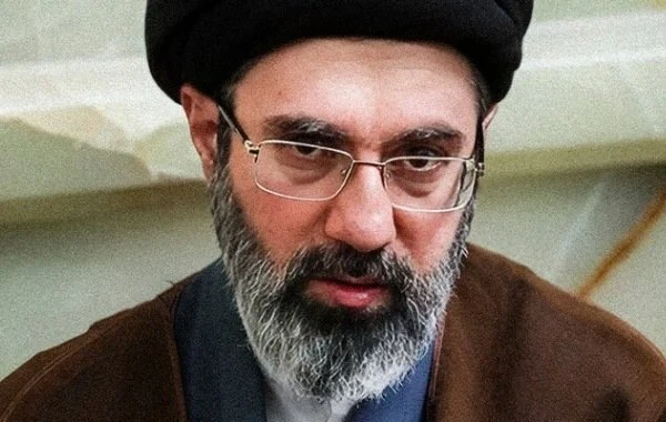 The Times: Моджтаба Хаменеи находится без сознания и не может управлять Ираном