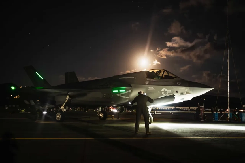 Американский F-35 подал сигнал бедствия над Ираком